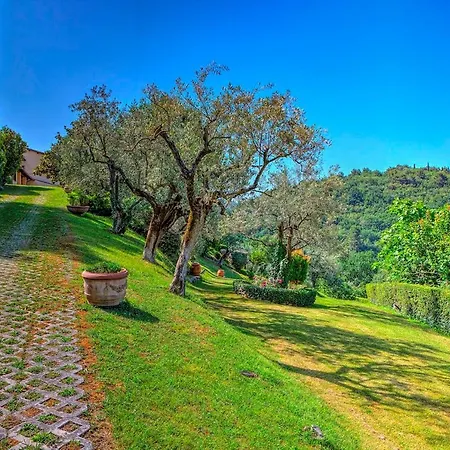 Villa Casa Degli Oleandri 8, Emma